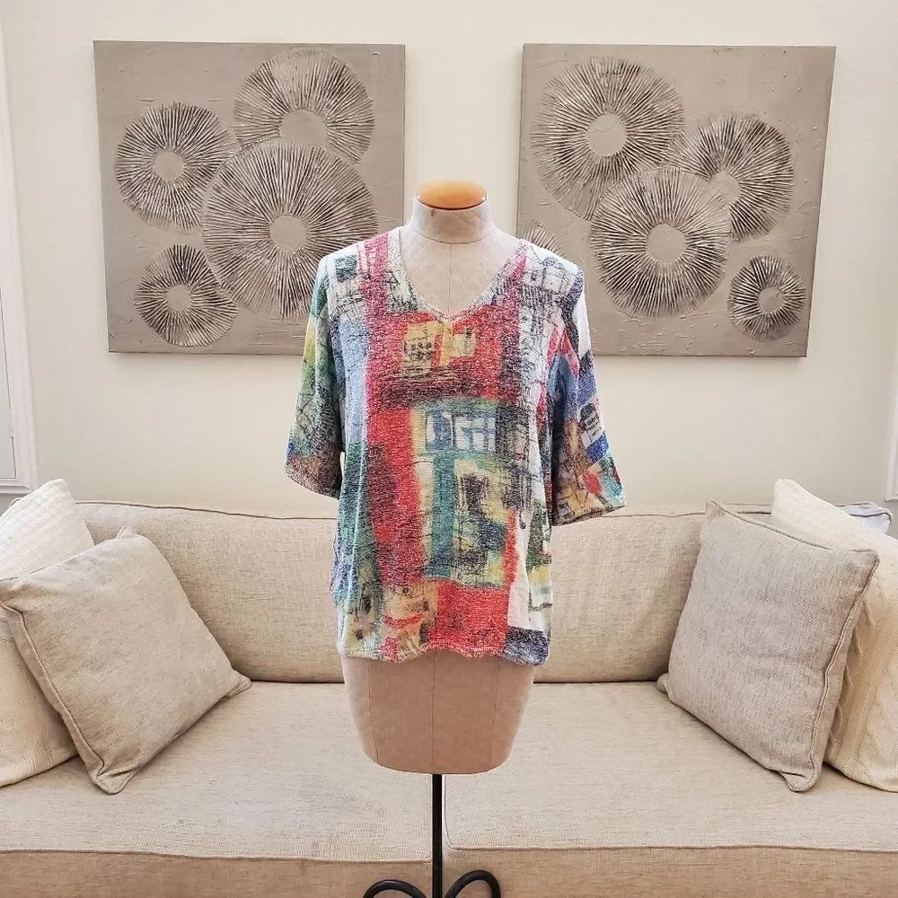 Inoah Yarn Strings Soft V-neck Tunic Top sz Sm